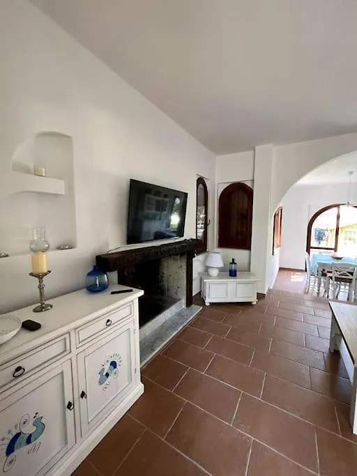 Villa Immersa Nel Verde A 150Mt Dal Mare Adiacente Al Forte Village Resort